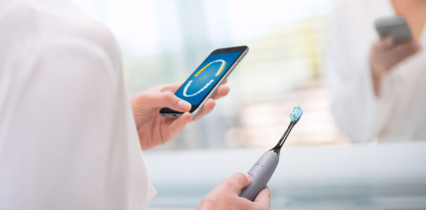 借助飞利浦 Sonicare，5 个轻松步骤便可为您带来健康笑容