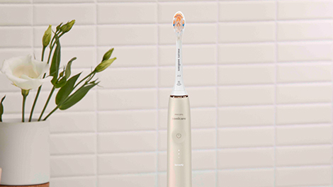 如何清洁飞利浦 Sonicare 9900 Prestige